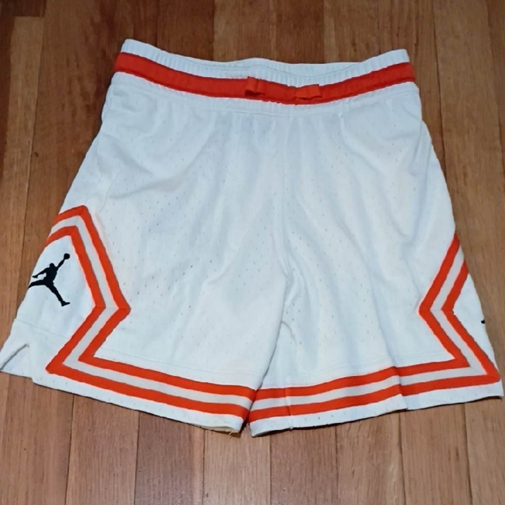 Jordan Jumpman White Basketball Shorts with Orange Accents Size Small 8 10 Nwt